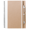 Notizbuch DIN A5 hoch, Umschlag: Karton, Inhalt: 60 blanko Seiten aus Recyclingpapier, inkl. Kugelschreiber